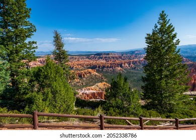 Hiking Through The Bryce Canyon Ampitheater Reveals Many HooDoo's And Other Beautiful Sites