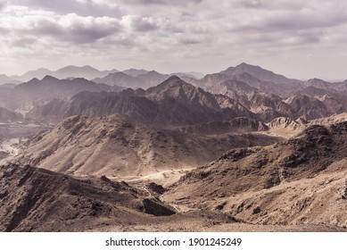 Hiking Trail in UAE Mountains, Ras Al Khaimah, Wadi Shawka - Powered by Shutterstock