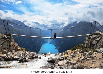 Hiking the Zillertal Alps from Schlegeisspeicher (water reservoir) to Olperer Hütte and famous instagram swing bridge