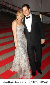 Hilary Duff, Mike Comrie At Part 3-Annual Opening Night Gala Of Superheroes Fashion And Fantasy, Metropolitan Museum Of Art Costume Institute, New York, May 05, 2008