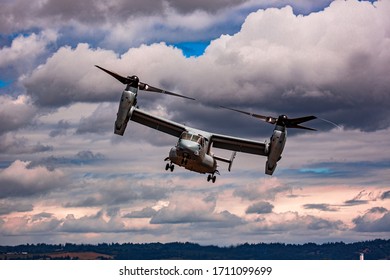 Hillsboro, Oregon - 8/7/2016:  An American Multi-mission, Tiltrotor Military Aircraft With Both Vertical Takeoff And Landing, Flying In An Air Show