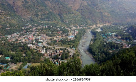 Himalayan Village Landscape Biasar Vashing Village Kullu Ariel View Of National Highway 3 Manali Leh Near Beas River District Kullu Himachal Pradesh INDIA . Image Was Taken On 10 June 2022.