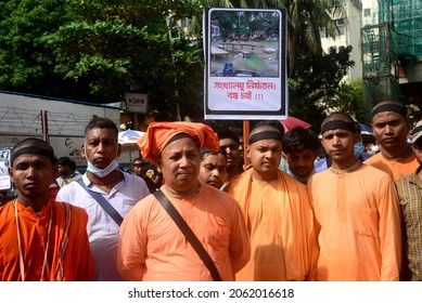 Hindus Stage A Demonstration In Dhaka, Bangladesh, On October 18, 2021, To Protest Against The Fresh Religious Violence Against Hindus In The Country.



