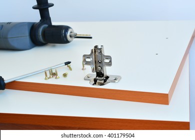 Hinge Assembly On Kitchen Cabinet Door