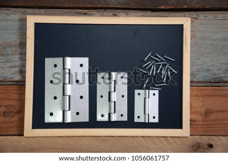 hinge set of door