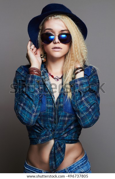 Hipster Blond Sexy Girl Hat Sunglassesbeautiful Stock Photo 496737805 ...