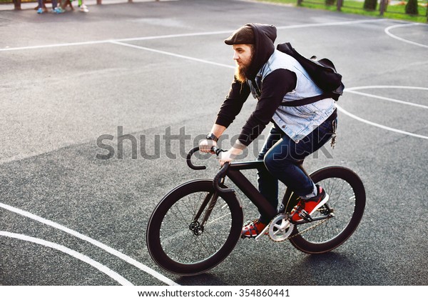 fixed gear backpack