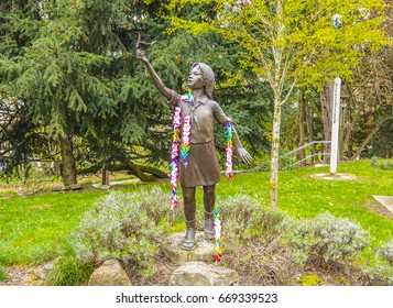 The Hiroshima Child - Sadako Sasaki Statue In Seattle