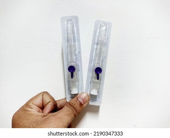 Hisar, Haryana, July 2022 : The Hospital Treatment Accessories Iv Drip Cannula On Light Background