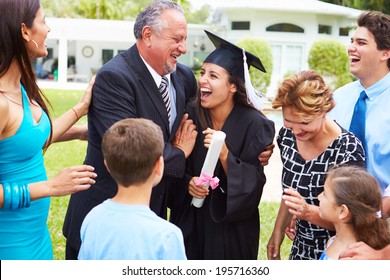 Graduacion Familia Images Stock Photos Vectors Shutterstock