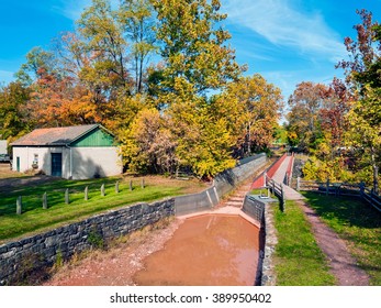 The Historic Aqueduct Delaware Canal Located In Pt Pleasant, Buck County Pennsylvania.