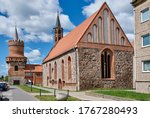 Historic architectural ensemble: former "Heilig-Geist-Kapelle" ("Chapel of the Holy Spirit") and "Mitteltor" gate tower in Prenzlau