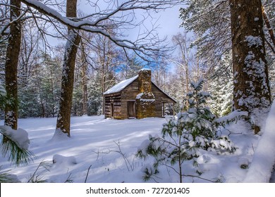 Winter Cabin Images Stock Photos Vectors Shutterstock