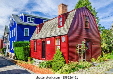 Historic Colourful Wooden House In Newport, Rhode Island