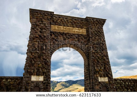 Historic Roosevelt Arch at Yellowstone National Park 