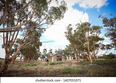 Historic Rundown School, Dilapidated Old Building In Rural Central Victoria, Australia. Abandoned Building In Mologa. Australian Bush Land. 