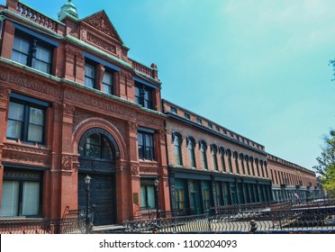 Historic Savanna Georgia, USA - Antebellum South With Historic Brick Buildings