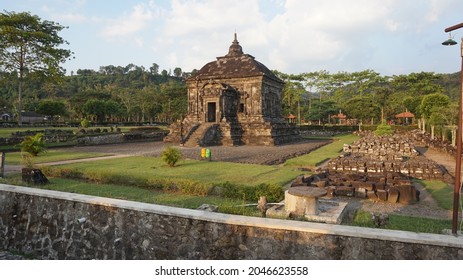 Historic Temple Built 100 Years Ago