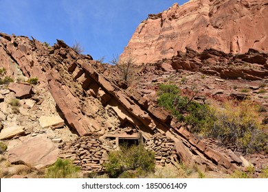 The Historic Uneva Uranium Vanadium Mine In The Canyon Walls Of  The  Spectacular  San Rafael Swell On A Sunny Fall Day, Near Green River, Utah