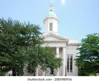 Historical Building In Downtown Richmond, The Capital City Of Virginia