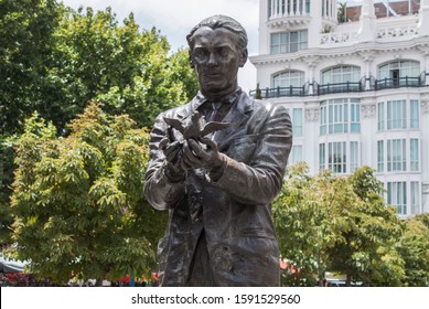 Historical Statue Of The Famous Poet, Federico García Lorca With A Pigeon On Saint Anne Square (Plaza De Santa Ana) In Madrid, Spain, Europe. Old Town Neighborhood In The True Inner City Of Madrid.