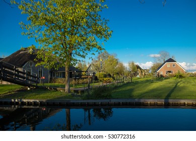 Historical village Giethoorn, Holland - Shutterstock ID 530772316