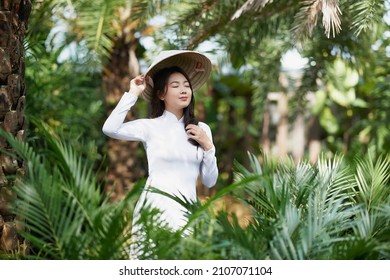 4,806 Vietnam long hair Images, Stock Photos & Vectors | Shutterstock