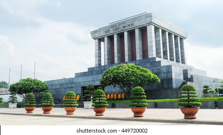 Ho Chi Minh' S Mausoleum