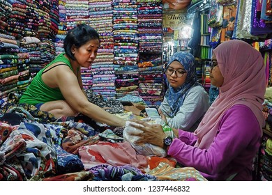 Bangkok Thailand August 3 Thai Hill Stock Photo 52536322 | Shutterstock