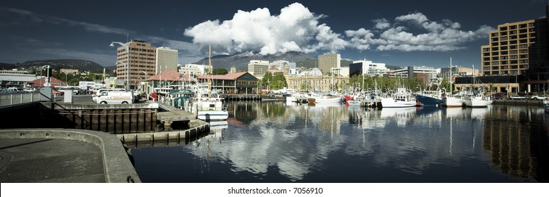 671 Hobart waterfront Images, Stock Photos & Vectors | Shutterstock