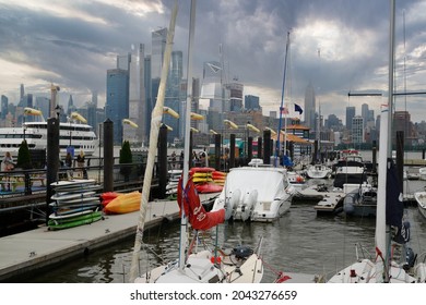 Hoboken, NJ, USA - September 17, 2021: Marina And Pier 13 In Hoboken.