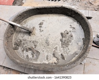 Hoe Mortar Mixing With Cement Mixed For Build Road