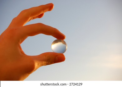 8,232 Hand Holding Marble Images, Stock Photos & Vectors | Shutterstock