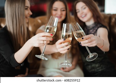 Holidays, Nightlife, Bachelorette Party And People Concept - Smiling Women With Champagne Glasses