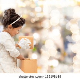 Holidays, Presents, Christmas, X-mas, Birthday Concept - Happy Child Girl With Gift Box