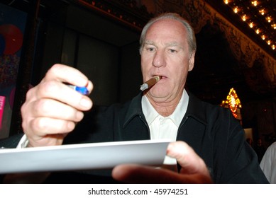 HOLLYWOOD, CA- JUNE 1: Actor Craig T. Nelson attends the premiere of the movie "The Proposal" held at El Capitan Theatre in Hollywood, June 1, 2009 in Hollywood, CA.