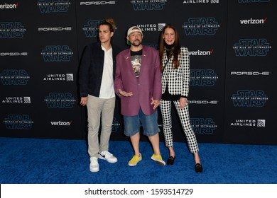 HOLLYWOOD, CALIFORNIA / USA - DECEMBER 16, 2019: Actor Jason Mewes (L), Director/writer Kevin Smith (m) And Producer Jennifer Schwalbach Smith (r) Attends The Premiere Of Disney's 