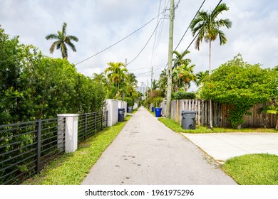 HOLLYWOOD, FL, USA - APRIL 24, 2021: Photo Series Of Homes In Hollywood Lakes Neighborhood Subdivision Florida USA A Booming Real Estate Market