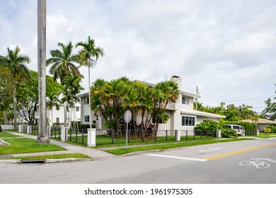 HOLLYWOOD, FL, USA - APRIL 24, 2021: Photo Series Of Homes In Hollywood Lakes Neighborhood Subdivision Florida USA A Booming Real Estate Market