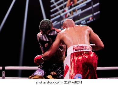 Hollywood, FL, USA. Aug 20, 2022: 2016 Summer Olympics Hector Garcia Defeats WBA Super Featherweight World Champion Roger Gutierrez In Boxing Match