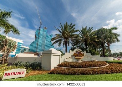 Hollywood, Florida / USA - 6/12/2019: The Hard Rock 'Guitar Hotel' In Hollywood.  It's A One Of A Kind Hotel.  The Only Guitar-shaped Hotel In The World.  A 35 Story Building At The Seminole Hard Rock