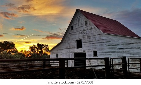 Holmes Farm Barn