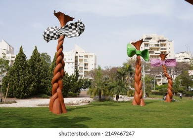 Holon Israel 24.04.2022 Story Gardens Complex In Holon