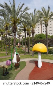 Holon Israel 24.04.2022 Story Gardens Complex In Holon