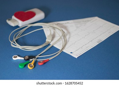 883 Holter monitor Images, Stock Photos & Vectors | Shutterstock