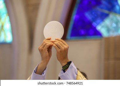 Holy Eucharist 