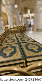 el sagrado Corán en Masjidil Haram Makkah 
