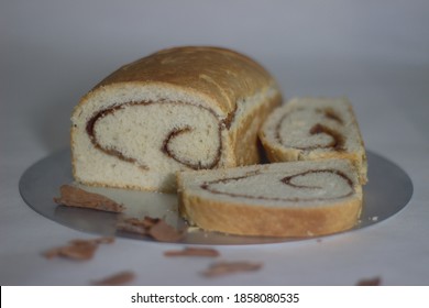 Home Baked Cinnamon Swirl Bread