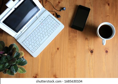 Work Desk Outside Images Stock Photos Vectors Shutterstock