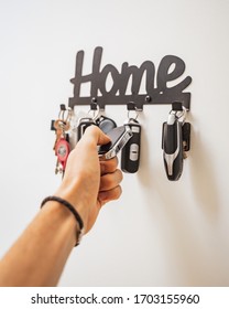 Home key holder - black home key holder